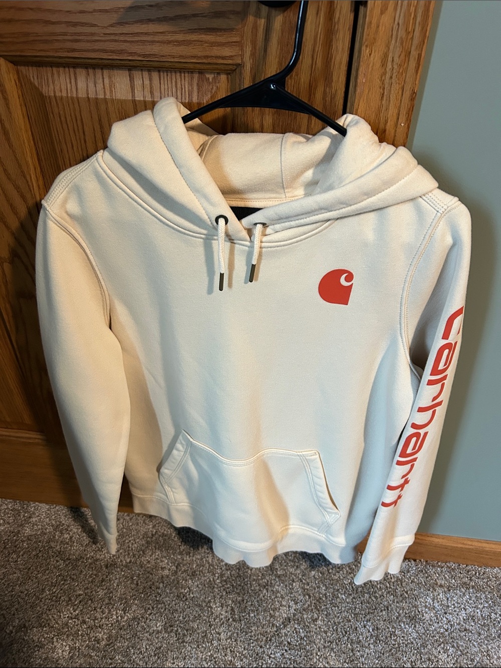 Carhartt women’s sweatshirt size M